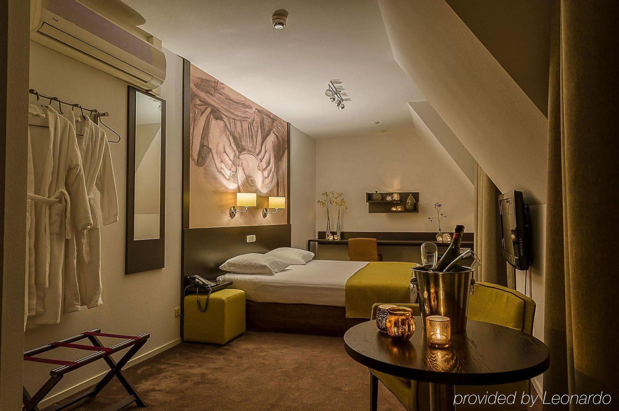 Parkhotel Auberge Vincent Nuenen Zimmer foto